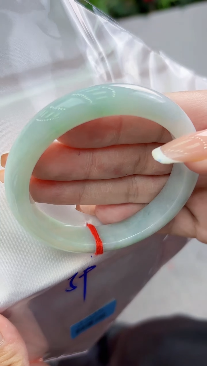 【闪购商品】翡翠手镯未镶嵌翡翠手镯