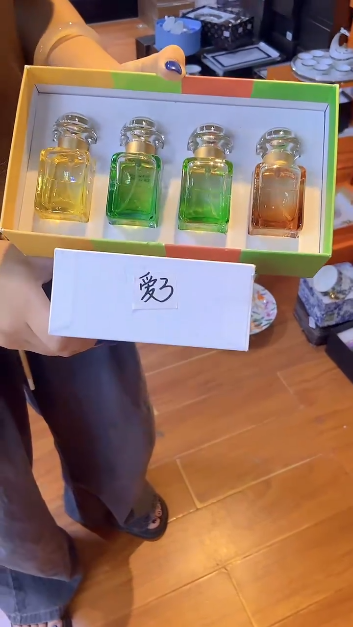 杯鸿辉家品牌瓷器，京东包邮！