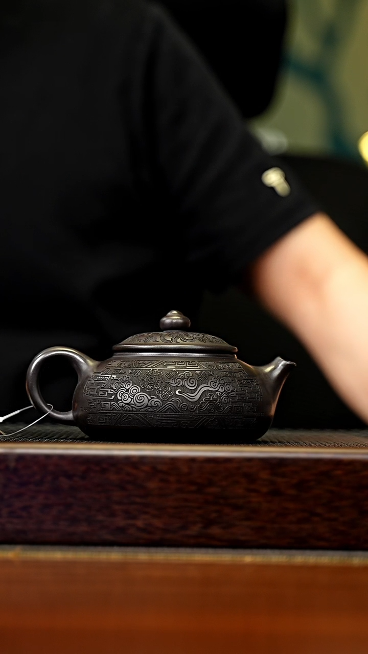 茶壶紫砂宜兴原矿 半手工 紫砂壶容量240CC
