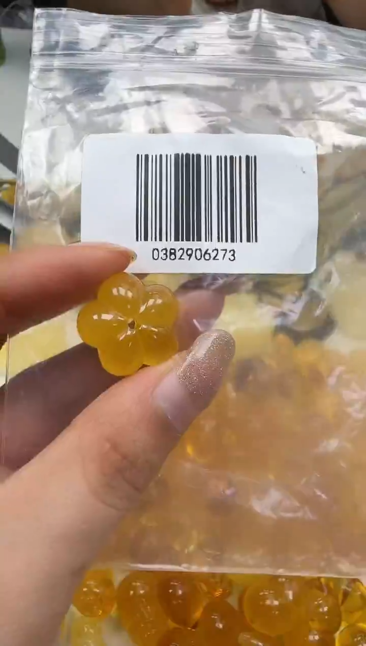 裸石琥珀未镶嵌如图