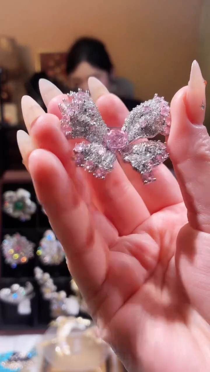 合成立方氧化锆铜合金粉蝴蝶