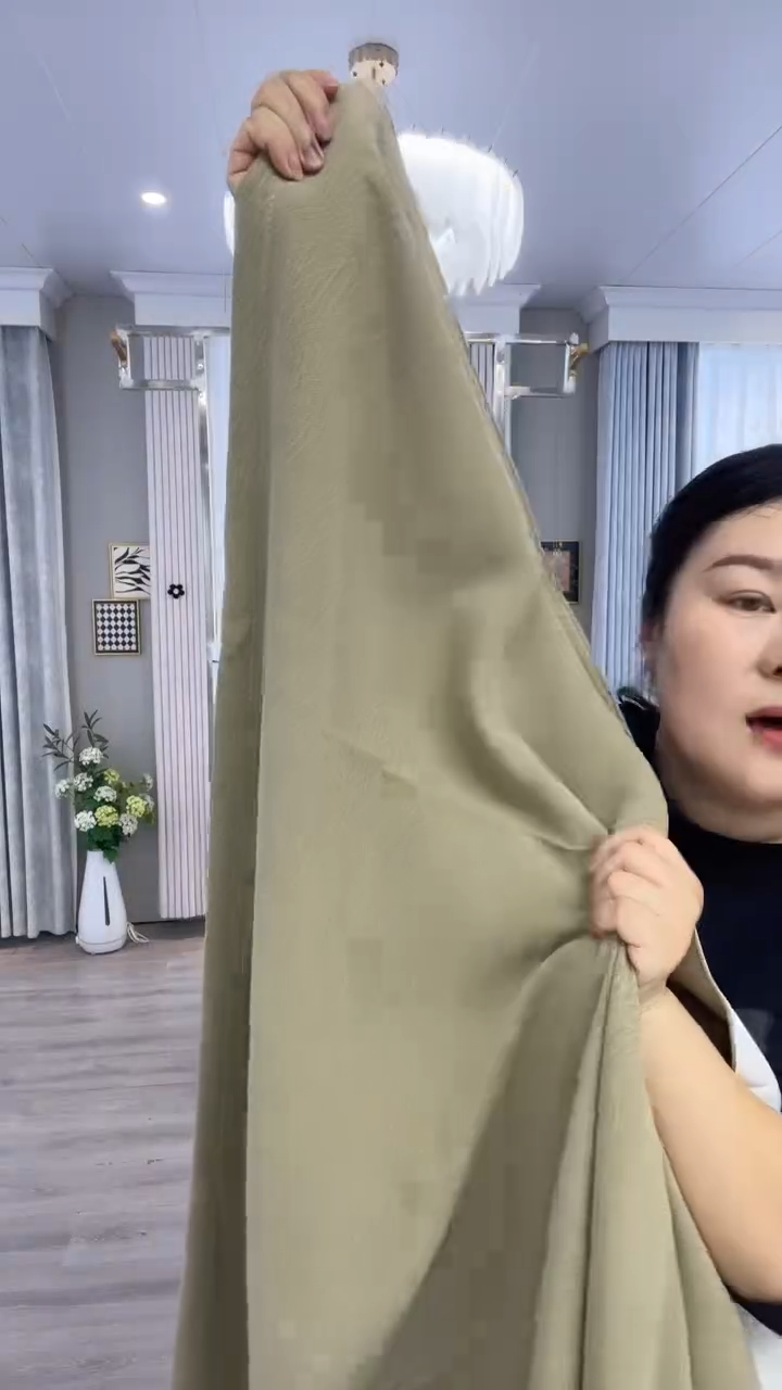 布闪电购商品44  特价6挂钩2.7（晚）