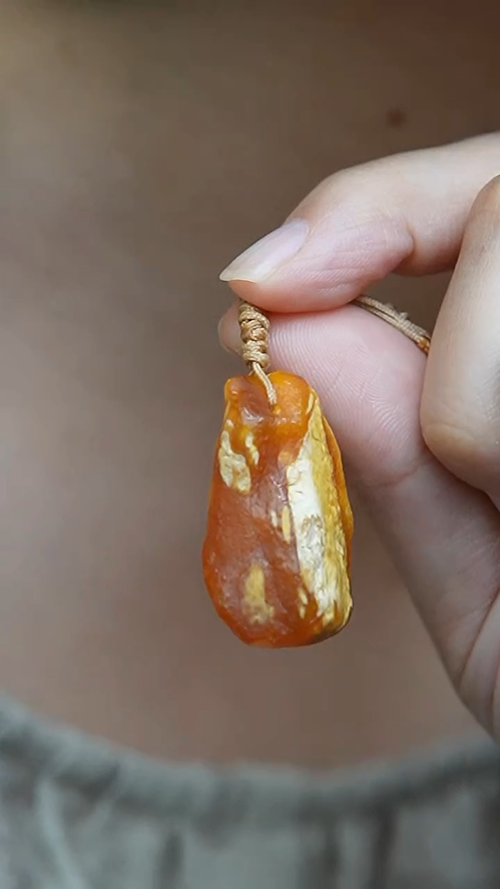 【闪购商品】琥珀裸石未镶嵌原石