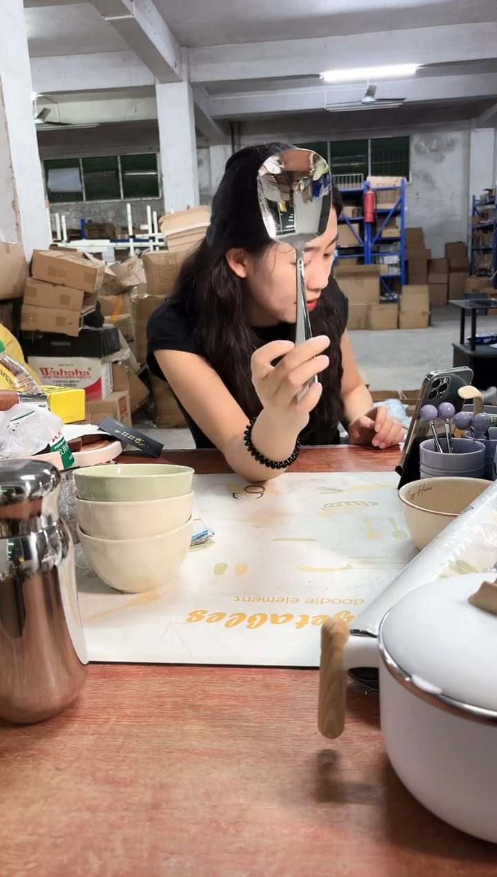 秒杀清仓微瑕产品，可能当过样品拍照