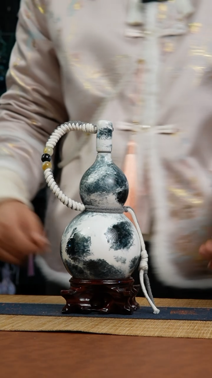 214号 天然热水酒葫芦 一物一拍（有瑕介意勿拍）