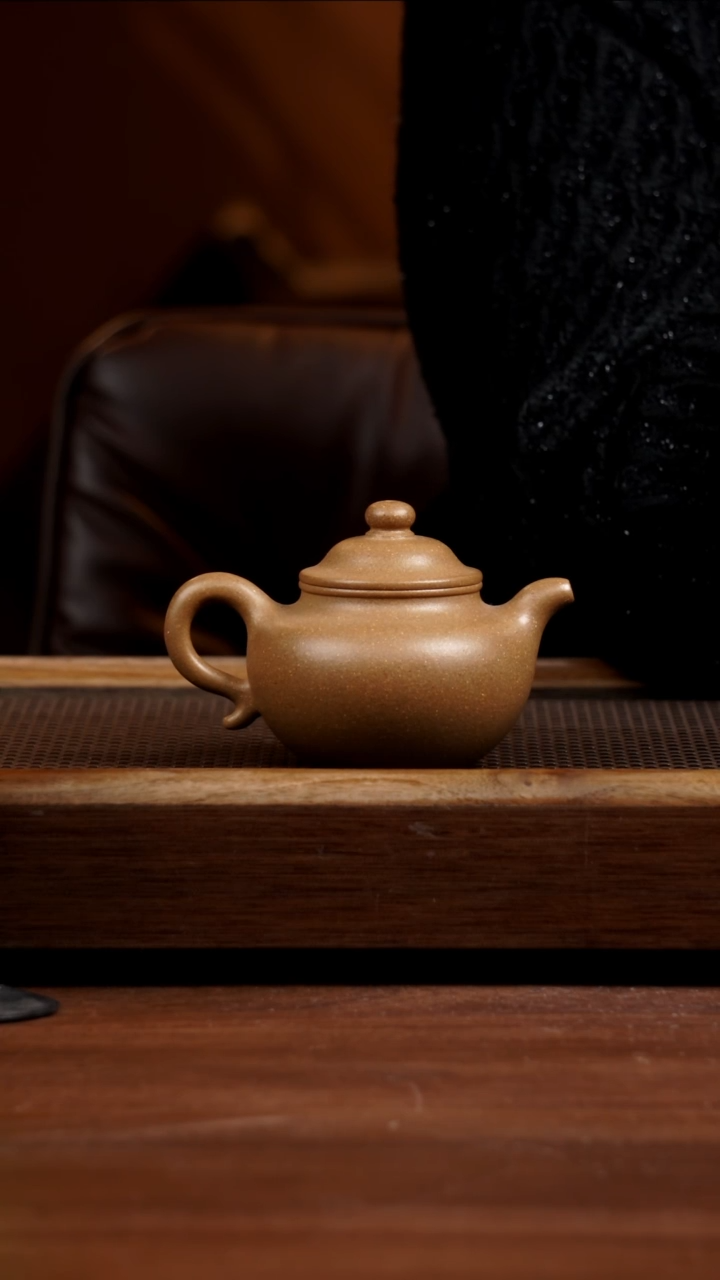 【闪购商品】紫砂茶壶回熟老段莲子160CC