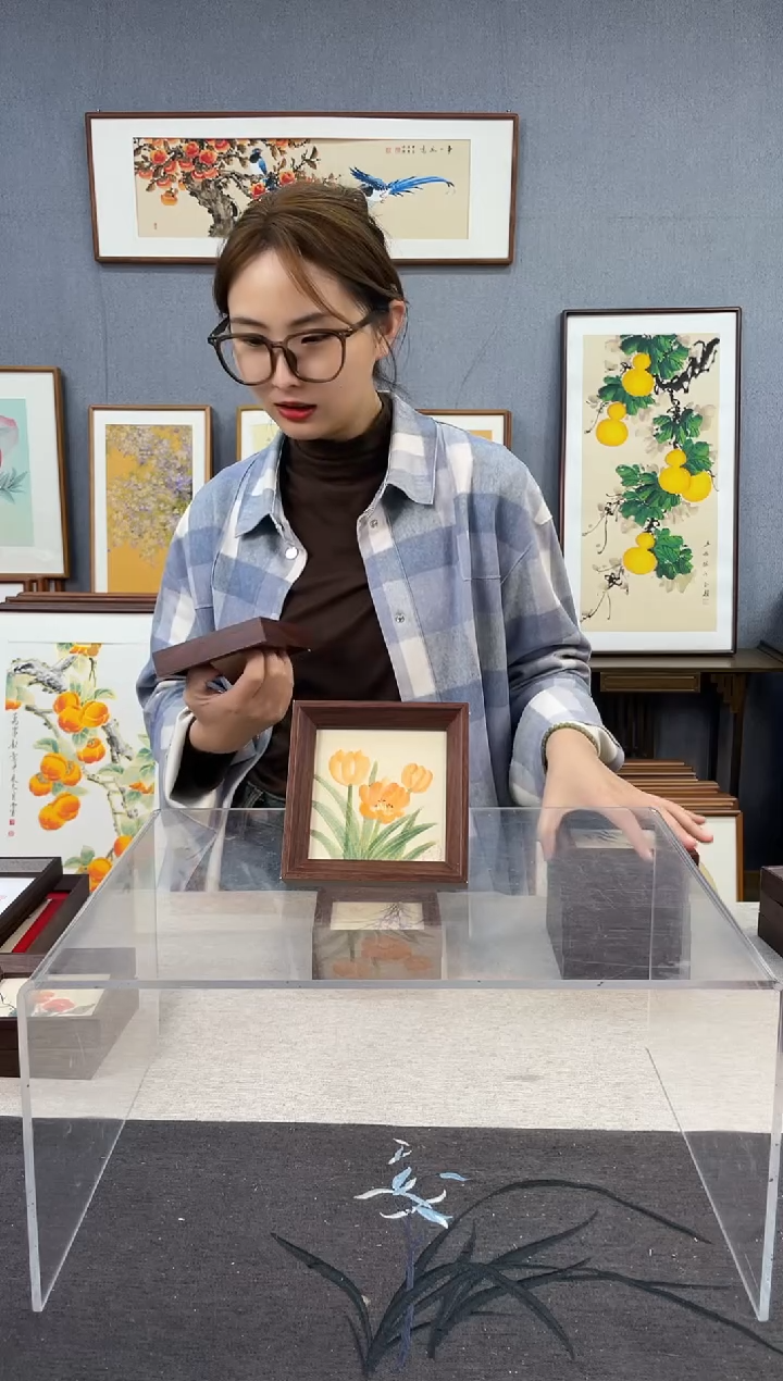 【闪购商品】国画5寸-小摆台作品-郁金香