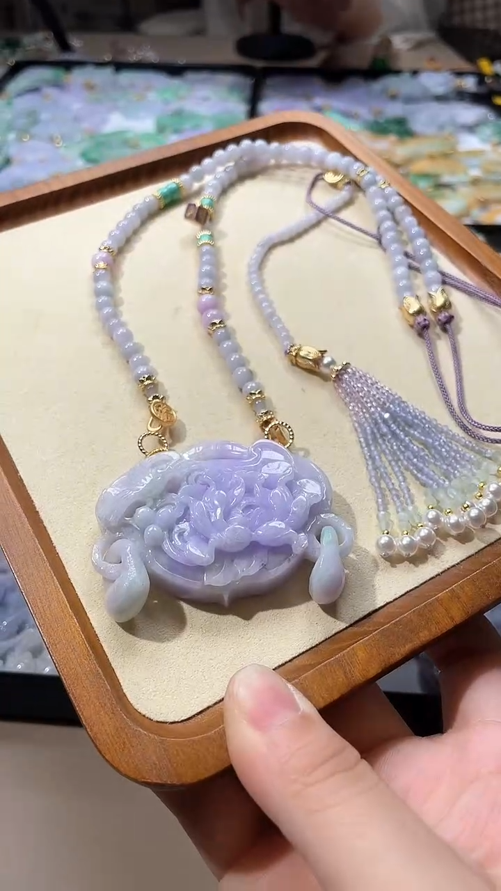 【闪购商品】翡翠颈饰未镶嵌吊坠