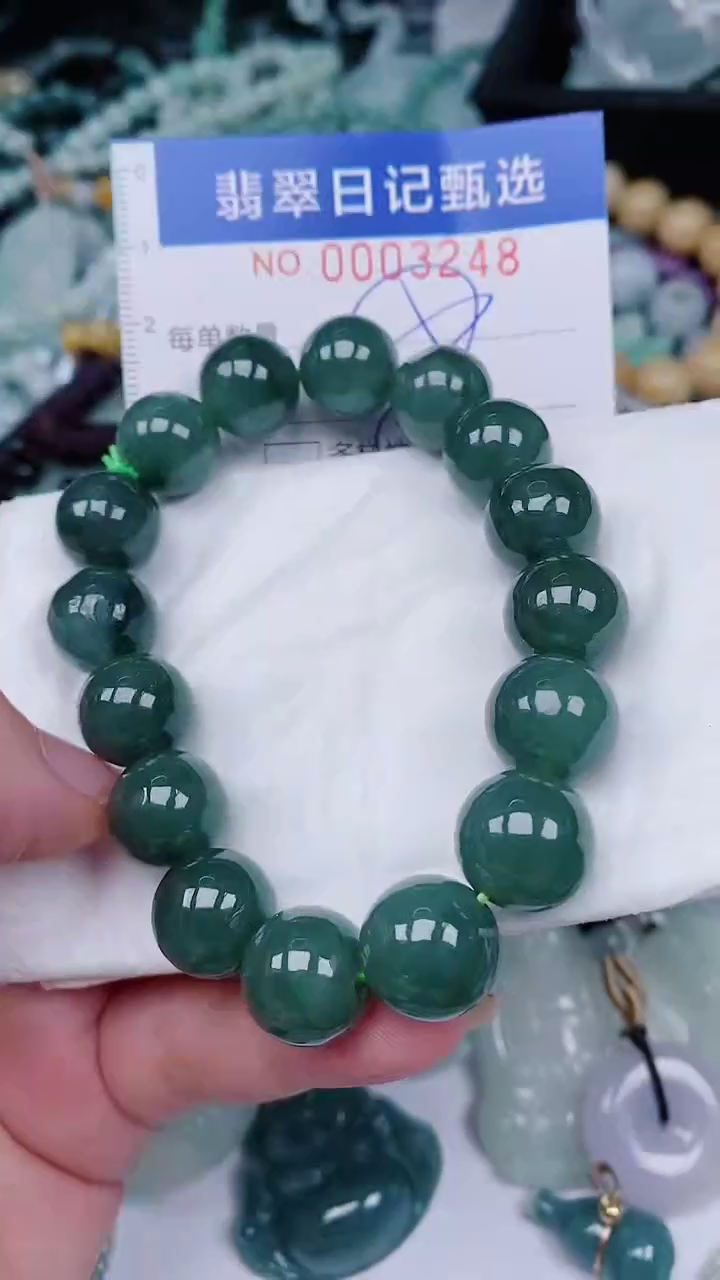 翡翠未镶嵌颈饰00003248