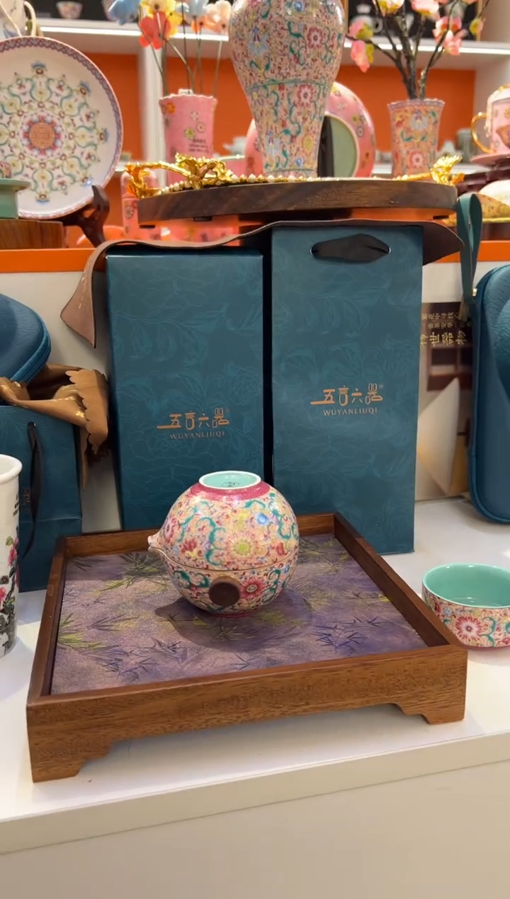 瓷片小乔闪购链接