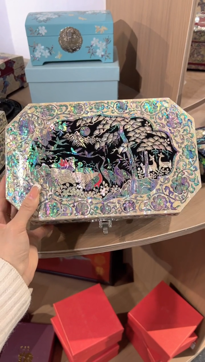 【闪购商品】绒布底弘贝雅螺钿漆器文化馆 