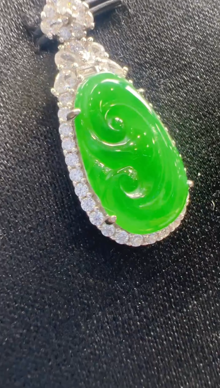 吊坠(不含链)银S925镶嵌翡翠天然A货翡翠多样性发一