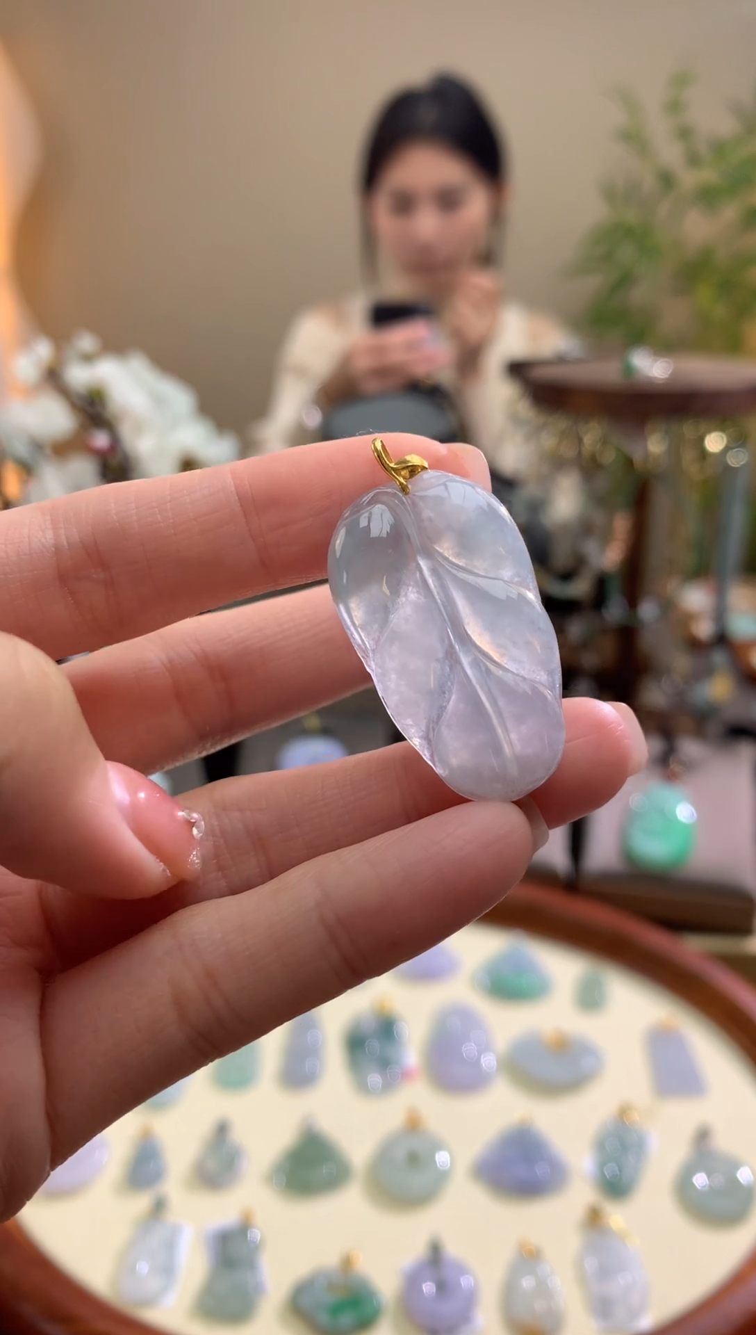 【闪购商品】翡翠颈饰18K金镶嵌叶子