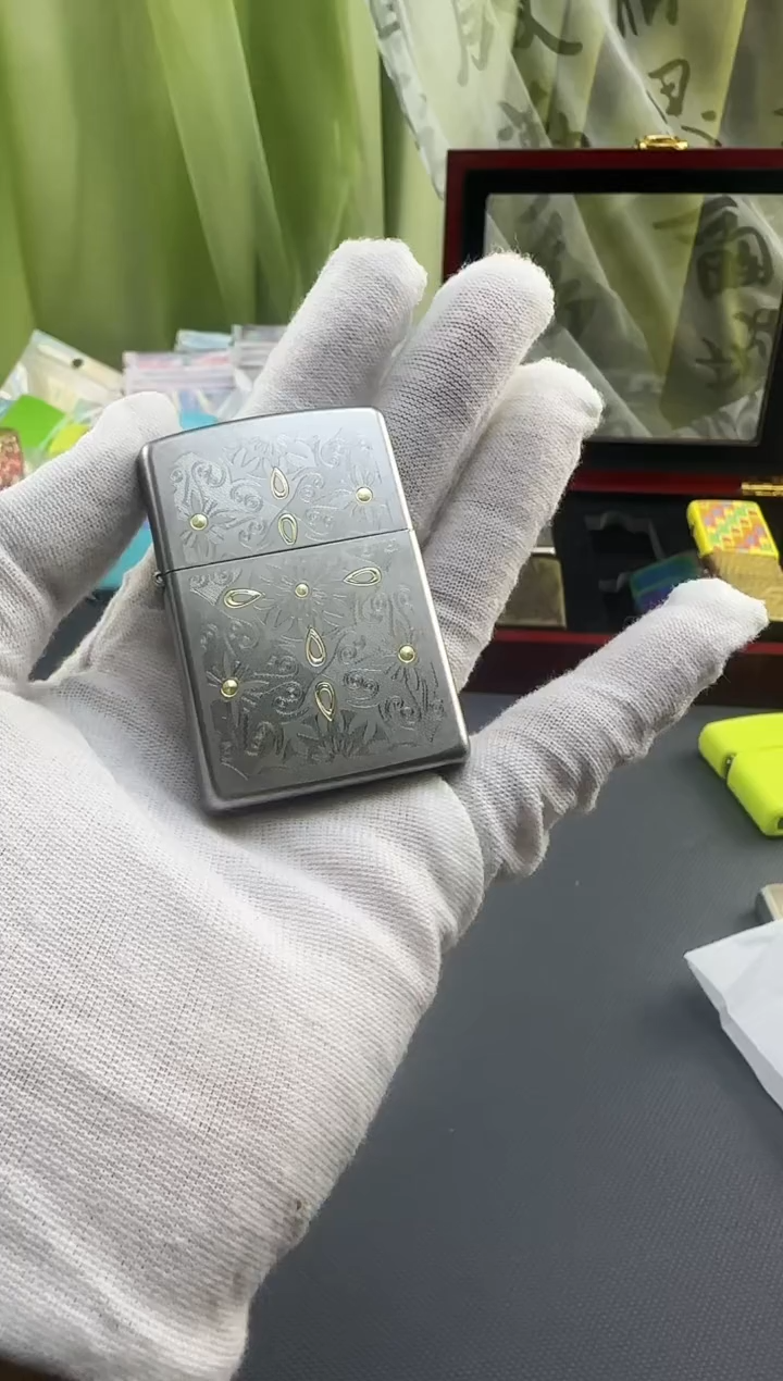 黄铜煤油打火机富贵花镀铬磨砂