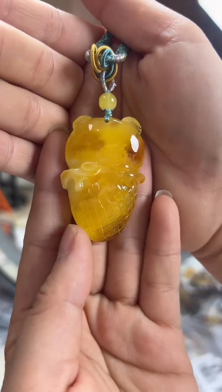 【闪购商品】蜜蜡裸石未镶嵌蜜蜡吊坠