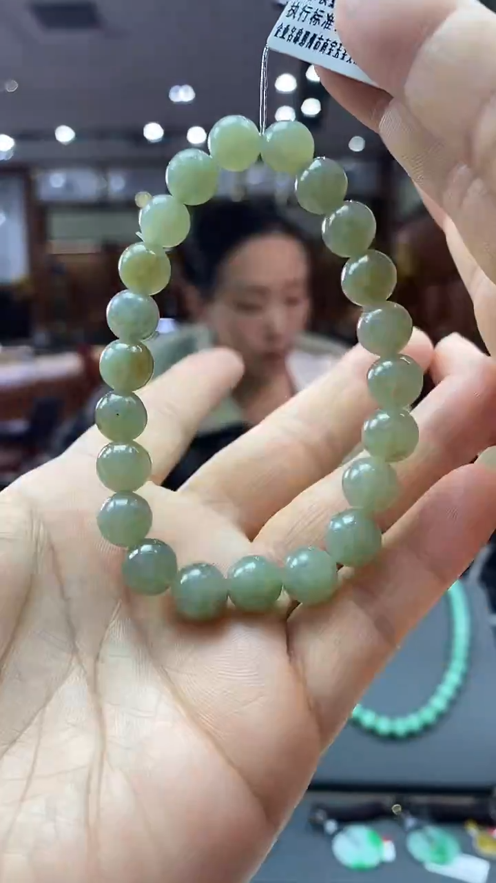颈饰未镶嵌和田玉手串