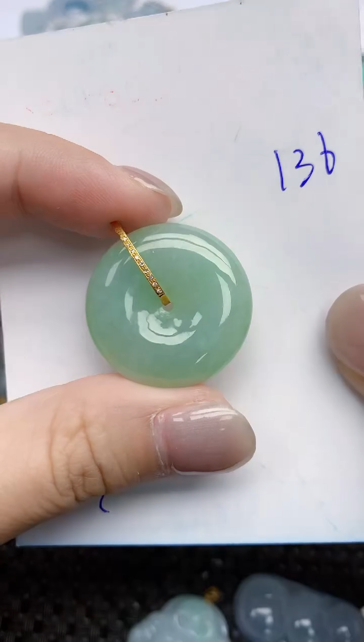【闪购商品】翡翠颈饰18K金镶嵌天然翡翠A货