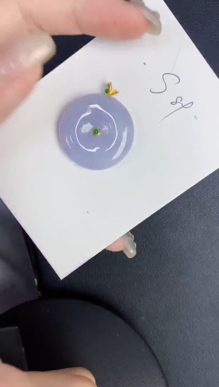 翡翠18K金镶嵌颈饰缅甸天然翡翠A货