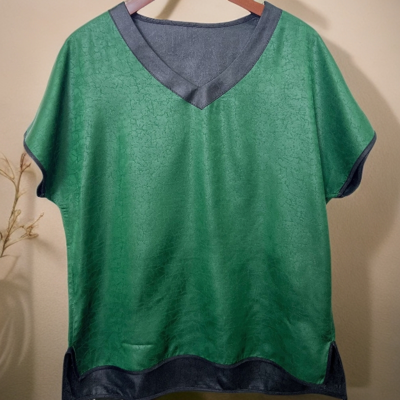 482【云锦坊】新款网红时尚百搭设计师休闲V领双面绿龟短袖