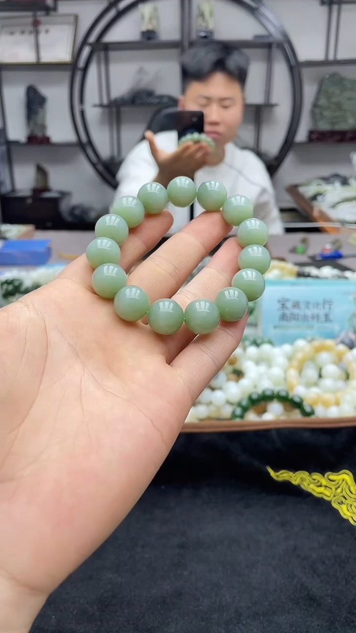 未镶嵌手串和田玉俄碧粉青14圆珠