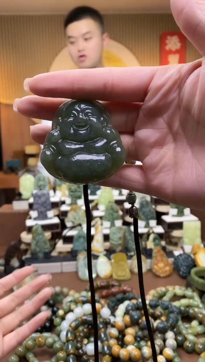 【闪购商品】和田玉（碧玉）吊坠未镶嵌多样性随机发一