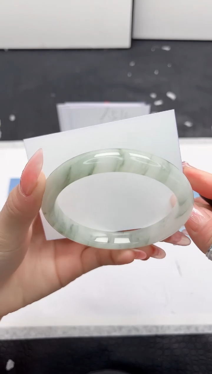 【闪购商品】石英质玉手镯未镶嵌259-62