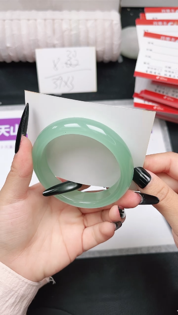 未镶嵌手镯石英质玉118-60