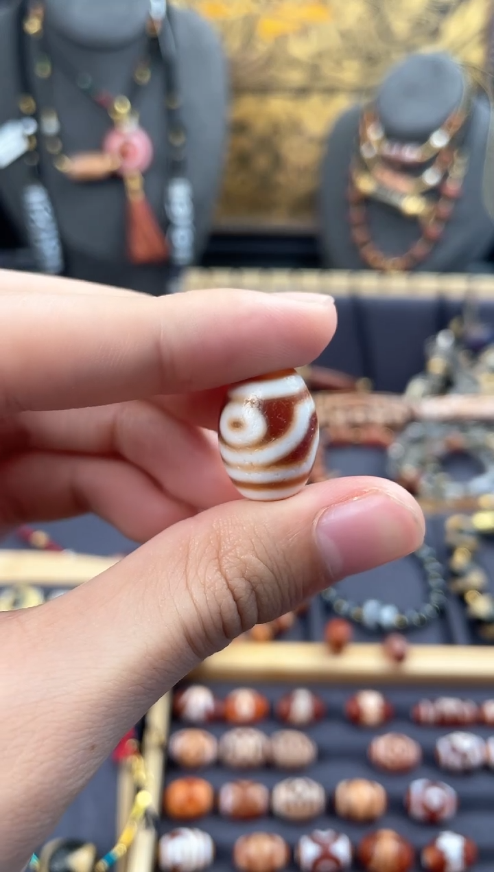 【闪购商品】玛瑙/玉髓颈饰未镶嵌金蟾高品二眼单珠