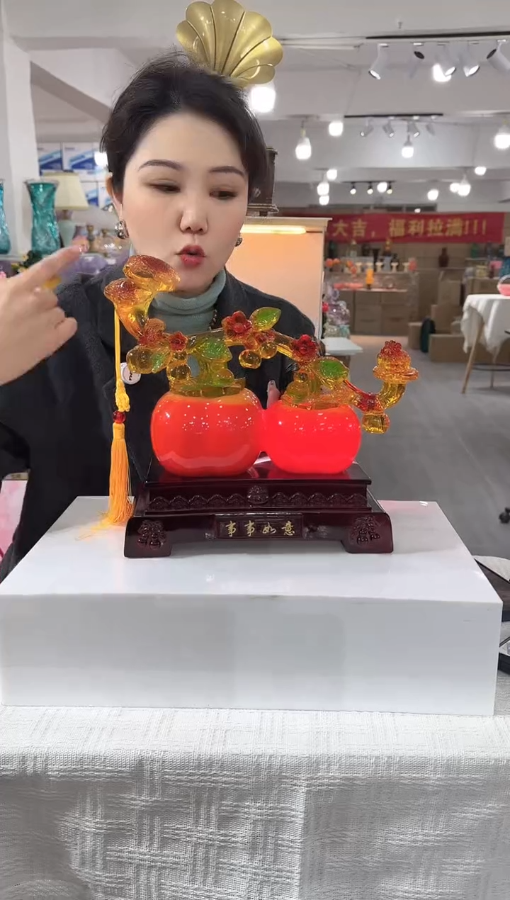 【闪购商品】琉璃泰新花器Q-42晚