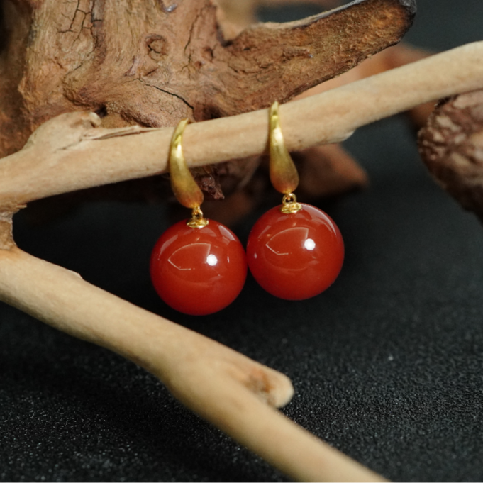 18K金南红耳饰 AK121006