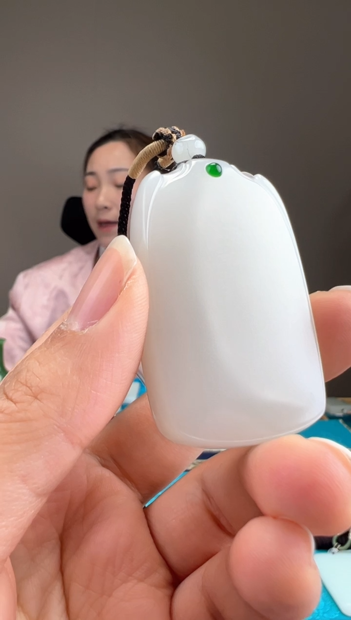 【闪购商品】和田玉颈饰未镶嵌1