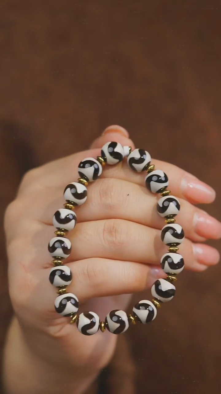 【闪购商品】玛瑙/玉髓手串未镶嵌多样性发其一