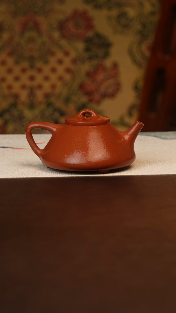 茶壶紫砂原矿紫砂平台紫泥石瓢