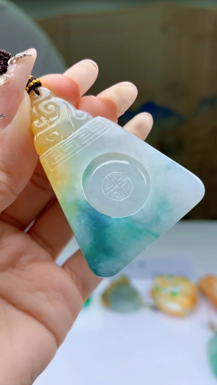 【闪购商品】定制翡翠未镶嵌4868ty-毛货挂件