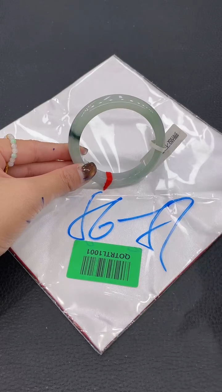 【闪购商品】翡翠手镯未镶嵌手镯