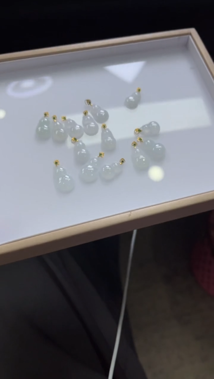 【闪购商品】翡翠颈饰18K金镶嵌M124/多样性发一件/配绳子