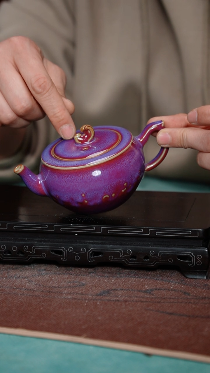 【闪购商品】102-1海量壶（任星航手签）