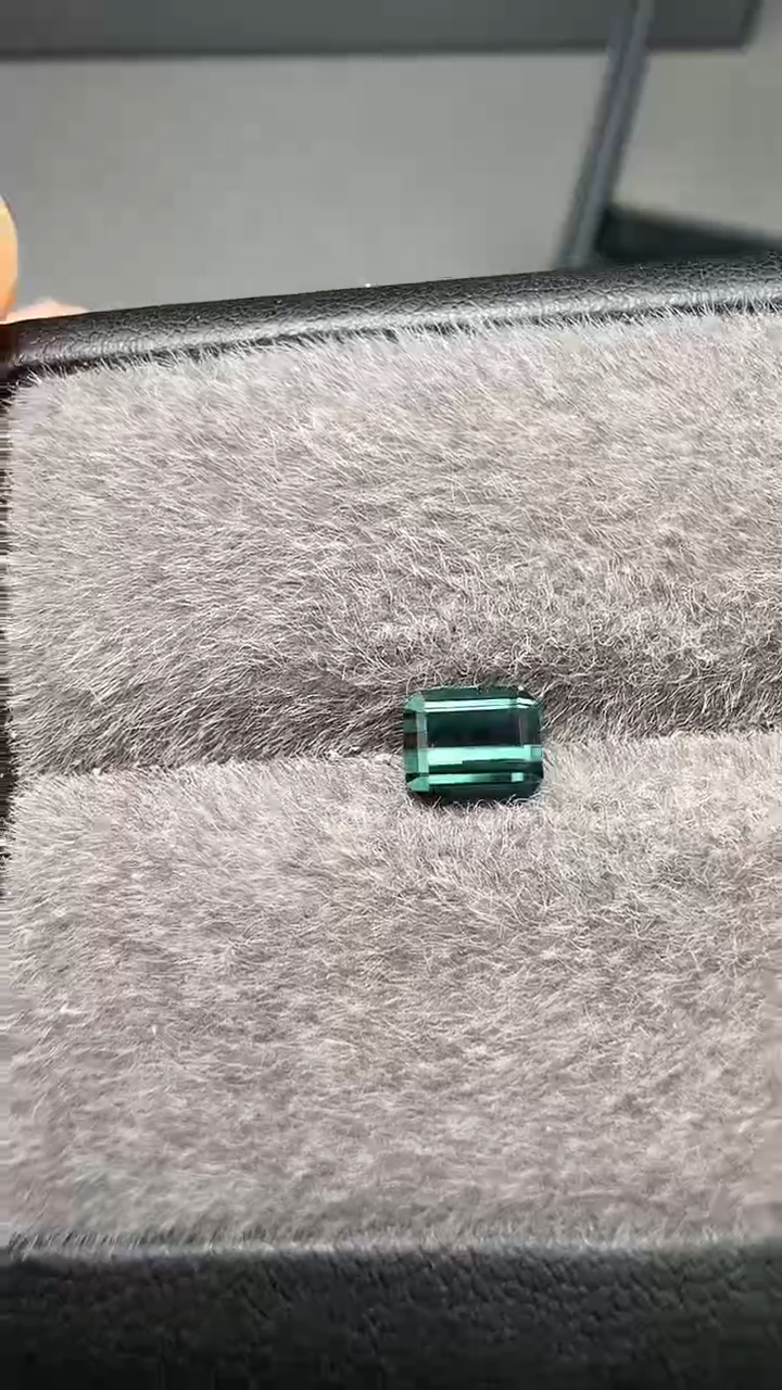 【闪购商品】碧玺拉贡未镶嵌0.79ct-A724-1p