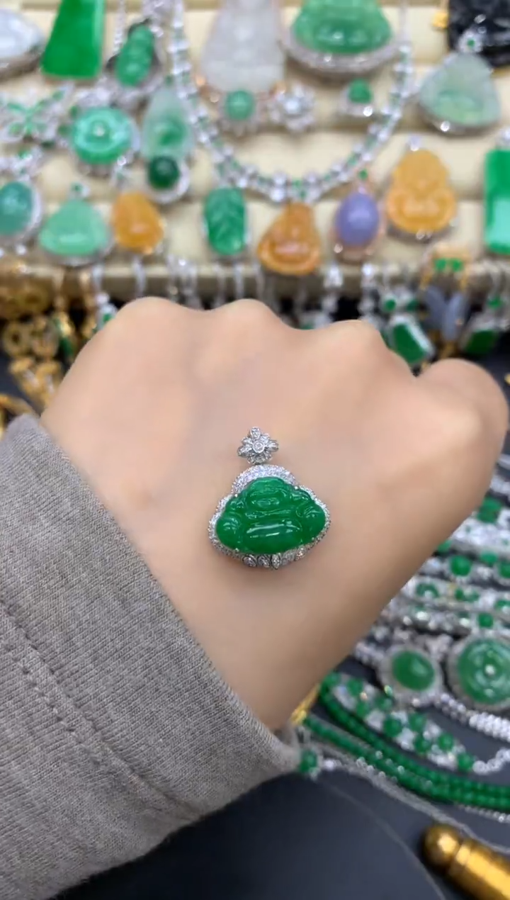 【闪购商品】翡翠颈饰18K金镶嵌111-中国好珍宝