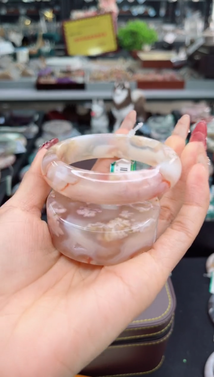 【闪购商品】石英质玉手镯未镶嵌58圈口（赠品镯心）6687256