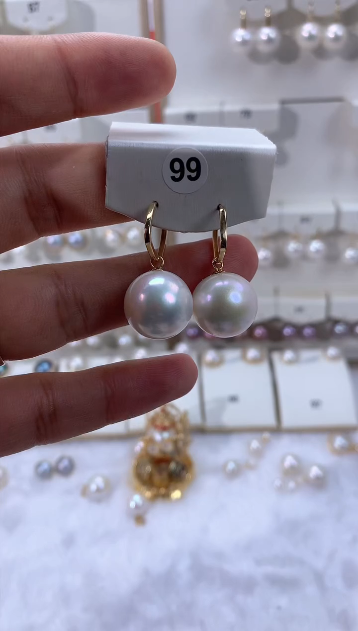 【闪购商品】淡水珍珠耳饰18K金镶嵌1