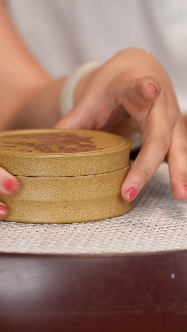 茶壶紫砂【李立科】本山段茶叶罐