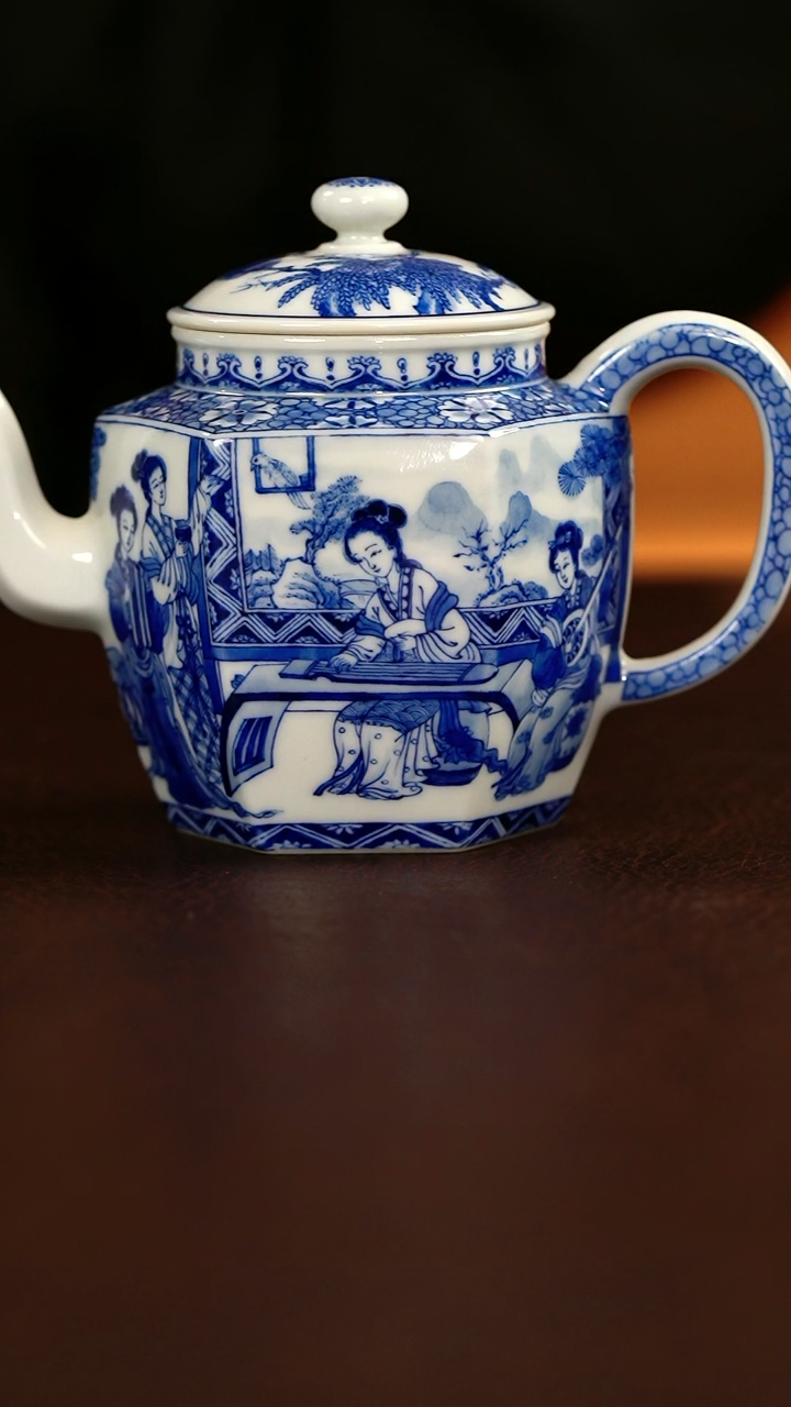 【闪购商品】艺家仁十大才女壶