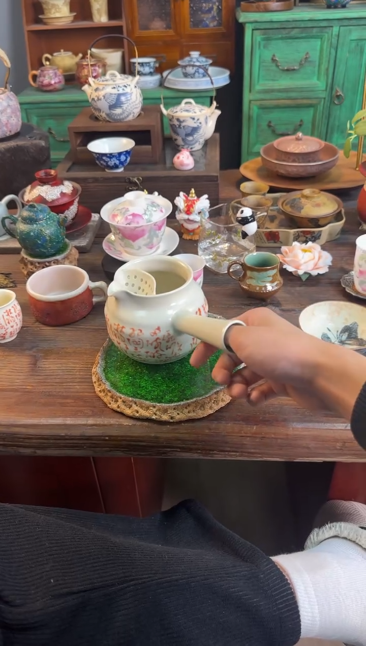 【闪购商品】其他泛红诗文泡泡鱼烤奶罐