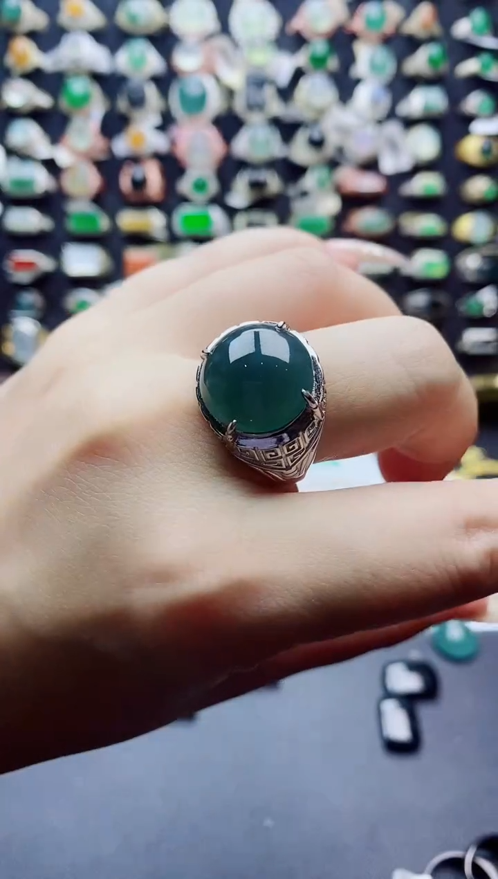 翡翠戒指银S925镶嵌天然翡翠A货男戒