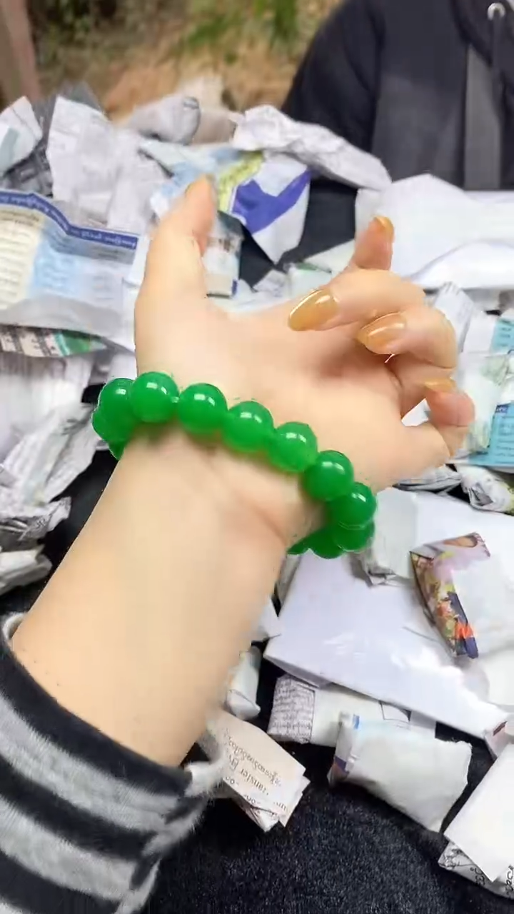 满色吊坠 所见即所得！！