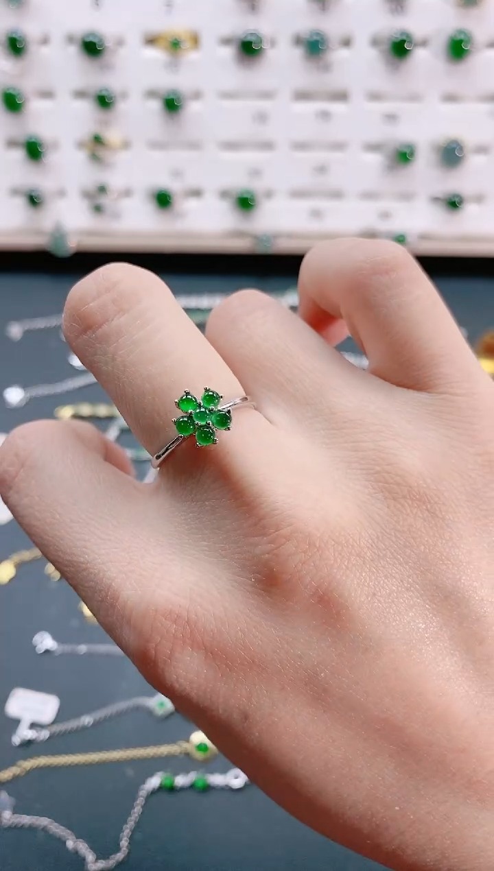【闪购商品】翡翠戒指银S925镶嵌天然翡翠
