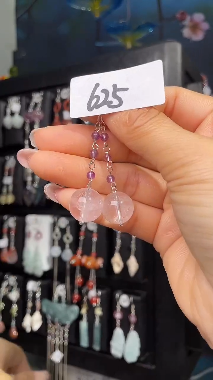 未镶嵌耳饰水晶喜欢拍