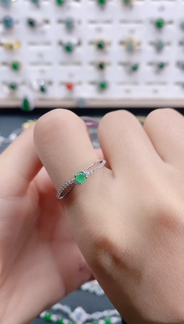 【闪购商品】翡翠戒指银S925镶嵌天然翡翠