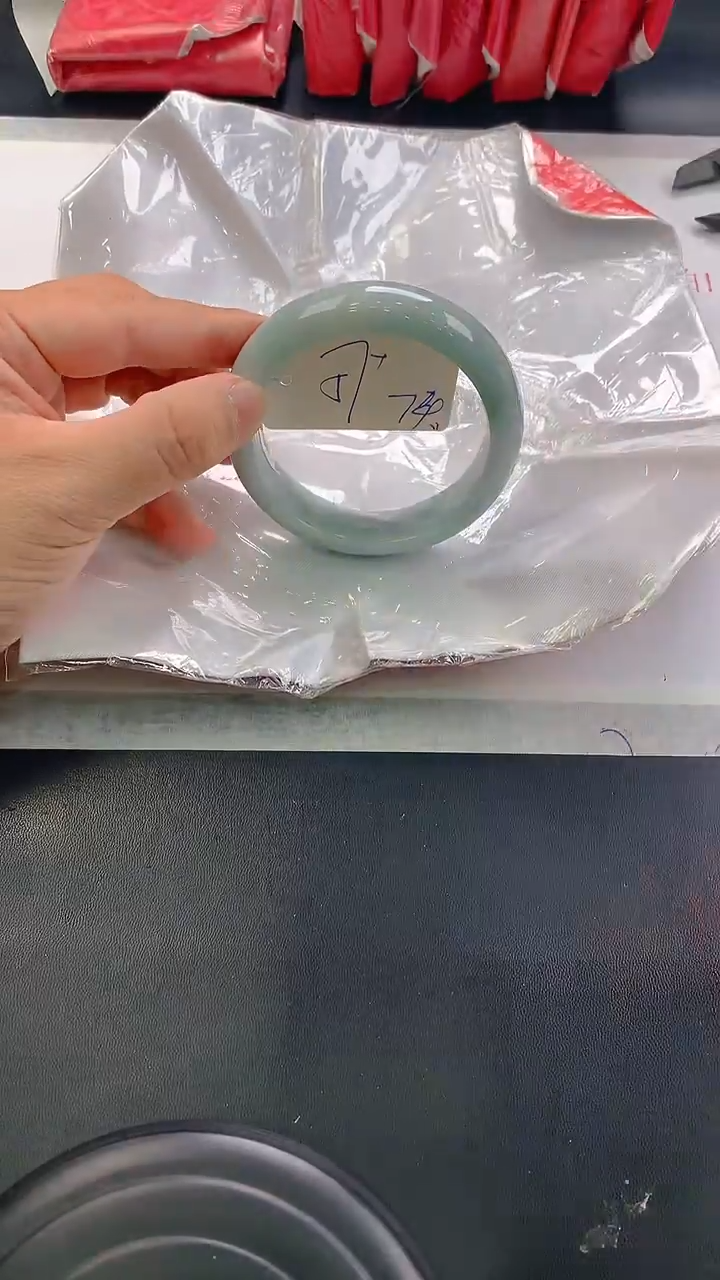未镶嵌手镯翡翠74